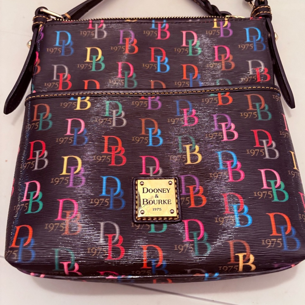 Dooney & Bourke Multicolor DB75 Logo Crossbody Bag Black